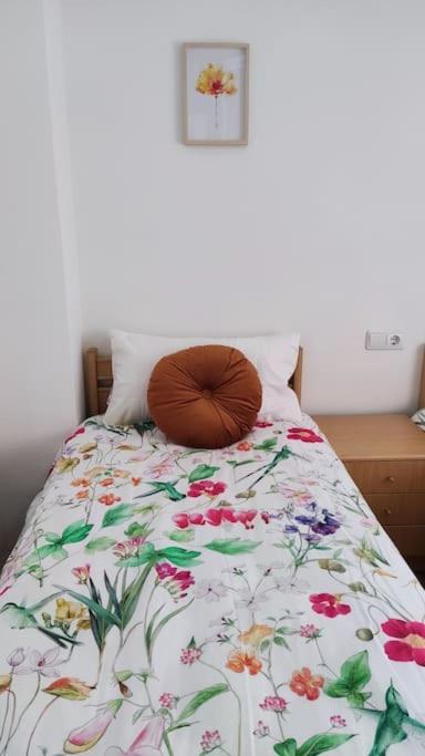 Superbe Appartement Pres De La Plage! ซานตาโปลา ภายนอก รูปภาพ