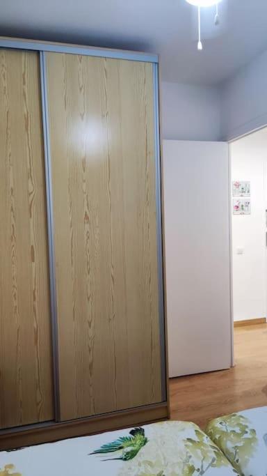 Superbe Appartement Pres De La Plage! ซานตาโปลา ภายนอก รูปภาพ