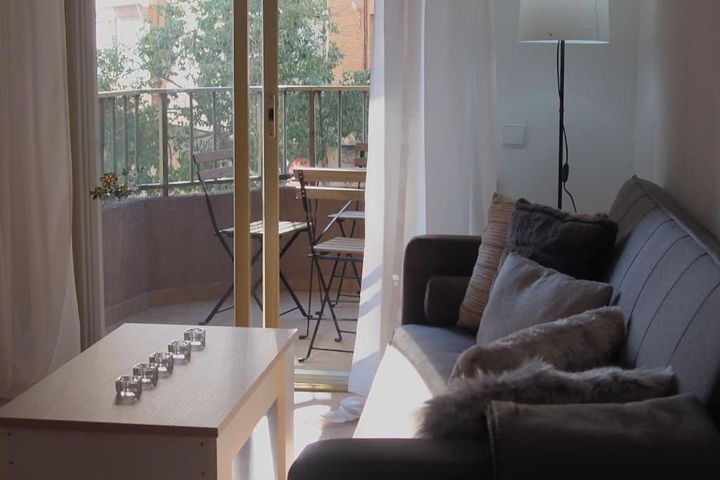 Superbe Appartement Pres De La Plage! ซานตาโปลา ภายนอก รูปภาพ
